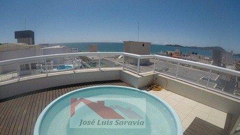 Spectacular penthouse with partial sea view, with 3 suites, 5 bathrooms!