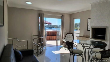 Cuplex penthouse facing the sea in Bombinhas Beach!