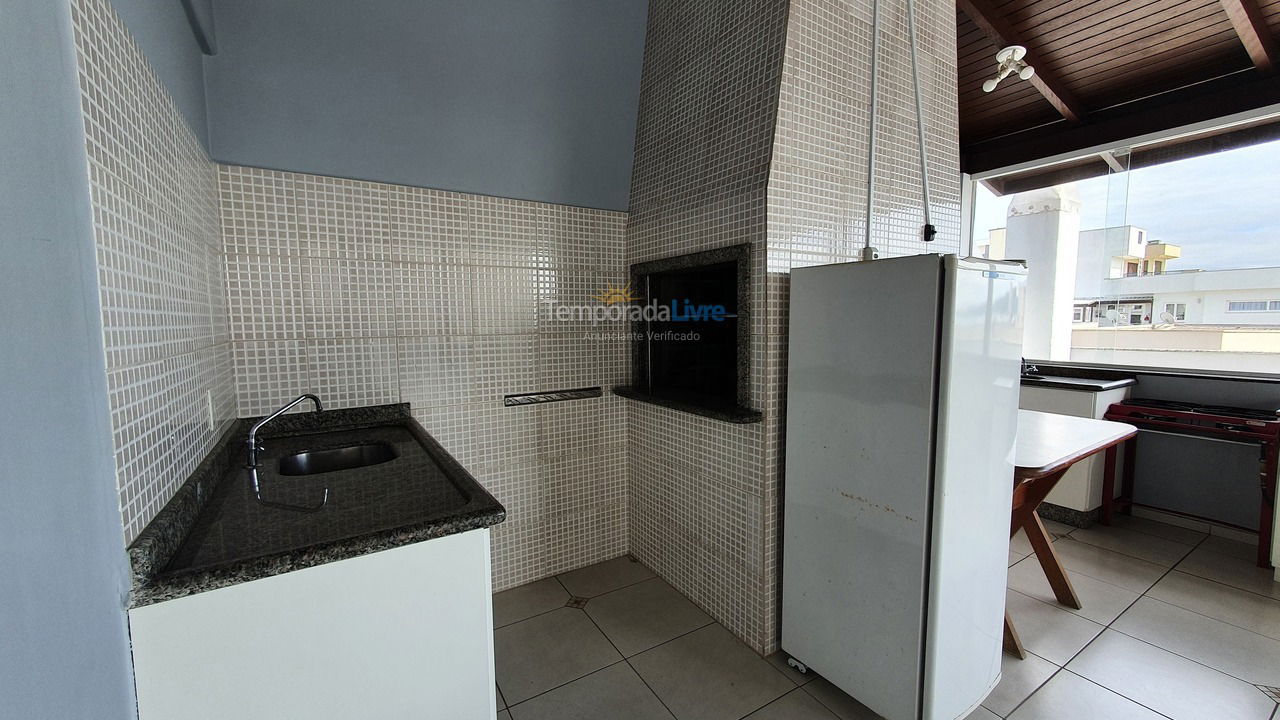 Apartment for vacation rental in Bombinhas (Praia de Bombinhas)