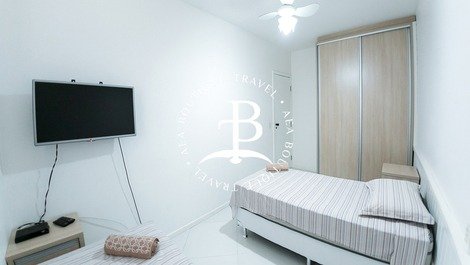 Dormitório de solteiro c/ tv e ar condicionado