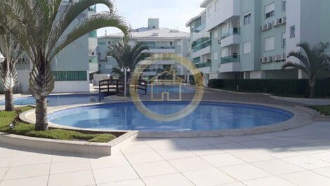 Apartment in a high standard condominium in the center of Ingleses