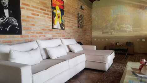 Spacious and cozy country house at 40 km from SP.