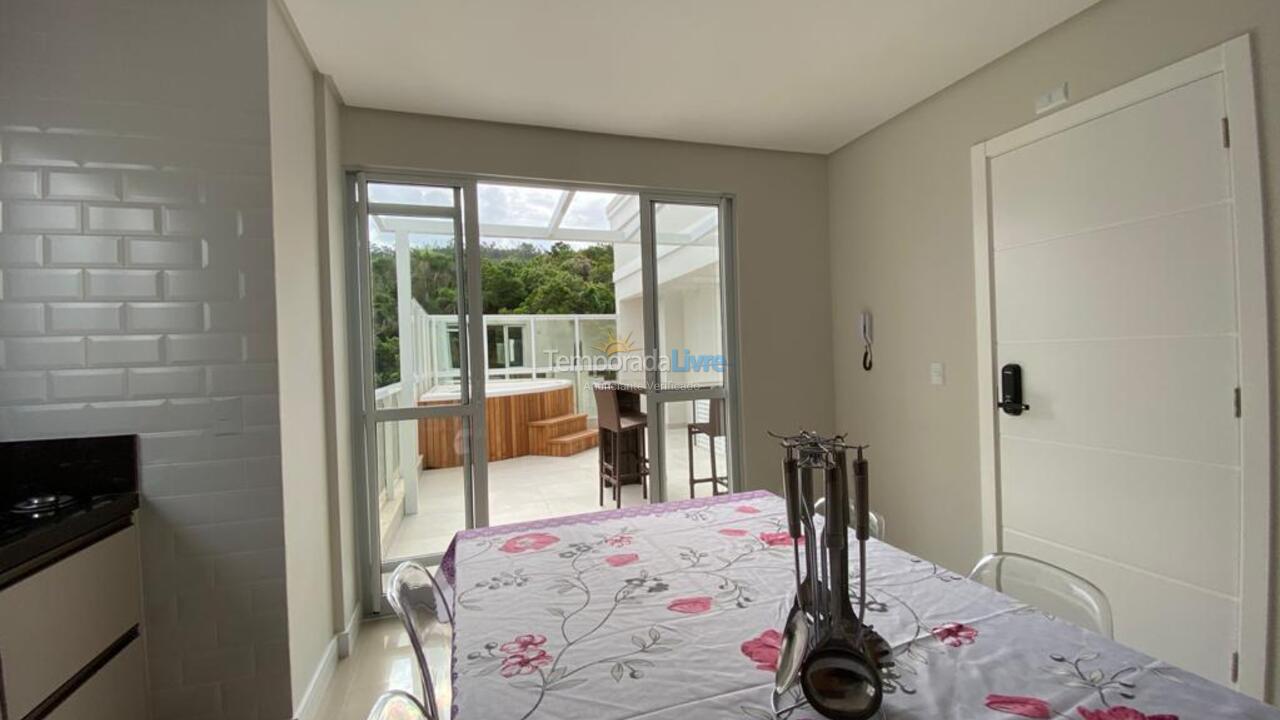 Apartment for vacation rental in Governador Celso Ramos (Praia de Palmas)