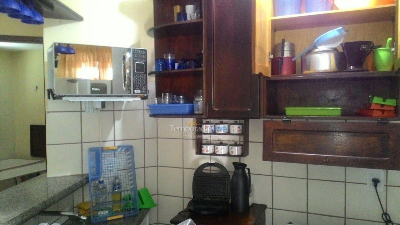 Apartamento para aluguel de temporada em Taperapuan (Bahia)