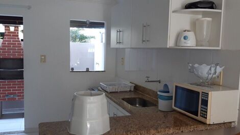 CASA DUPLEX TAPERAPUA