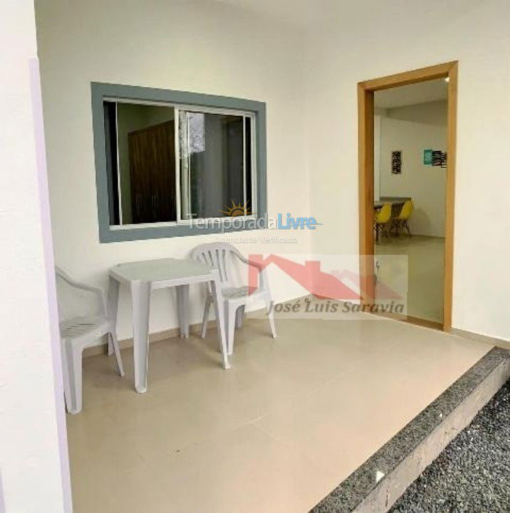 Apartamento para aluguel de temporada em Bombinhas (Praia de Bombas)