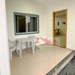 Apartamento novinho e amplo, com piscina, para 4 pessoas em Bombas!