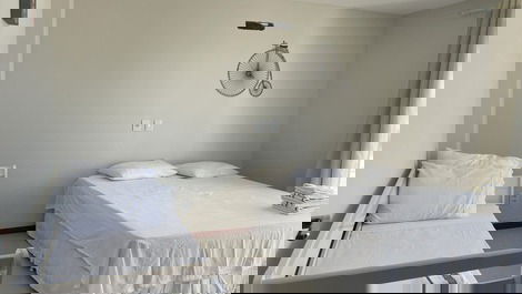 Super comfortable duplex house, 05 suites, swimming pool.