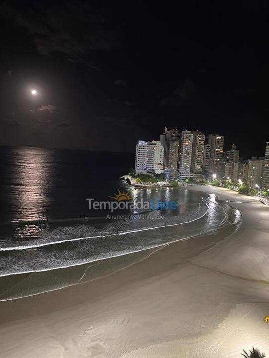 Apartment for vacation rental in Guarujá (Astúrias)