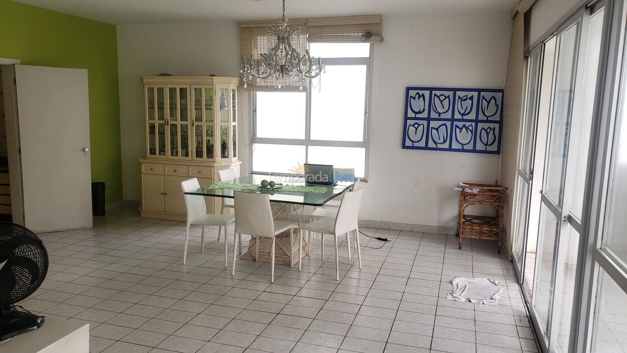 Apartamento para aluguel de temporada em Guarujá (Pitangueiras)
