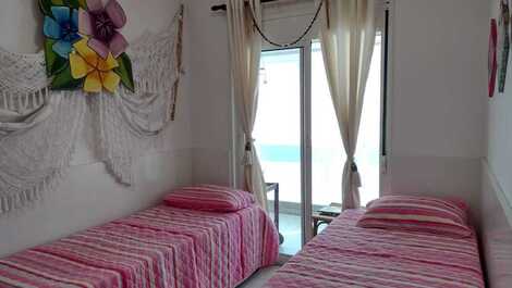APARTMENT 100 MTS FROM THE BEACH 3 SUITES