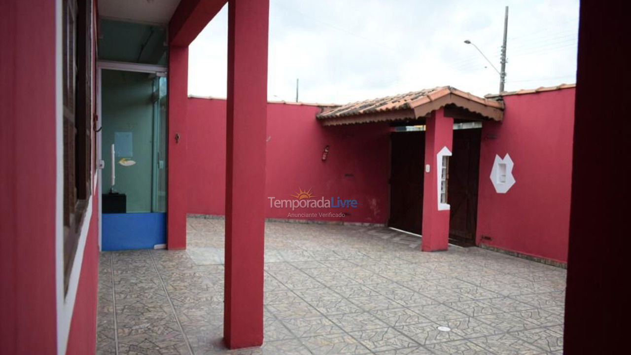 Casa para aluguel de temporada em Peruíbe (Balneário Continental)