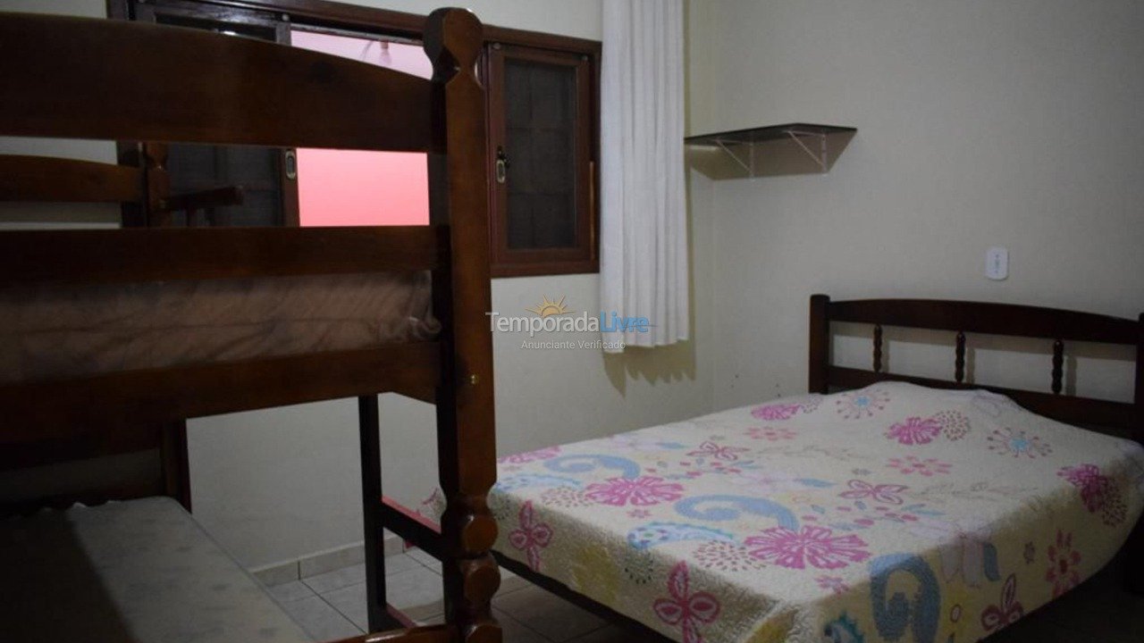 House for vacation rental in Peruíbe (Balneário Continental)