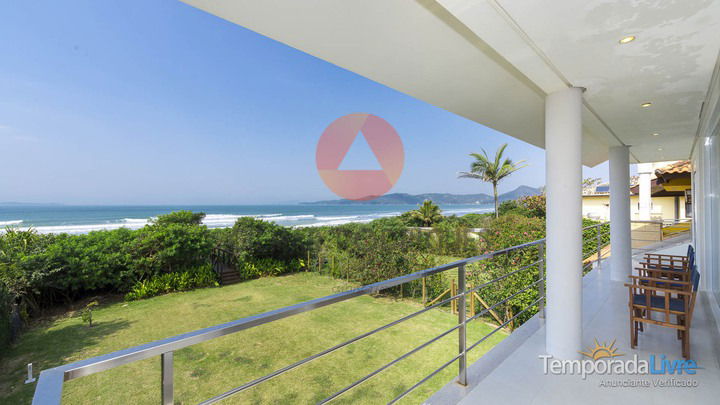 ? Casa para alquilar en Bombinhas para vacaciones - Mariscal - Lermosa casa  en la playa Beira Mar Mariscal #12027 - Temporada Livre