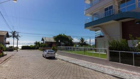 Apartment with 2 suites on Avenida do Canto Grande