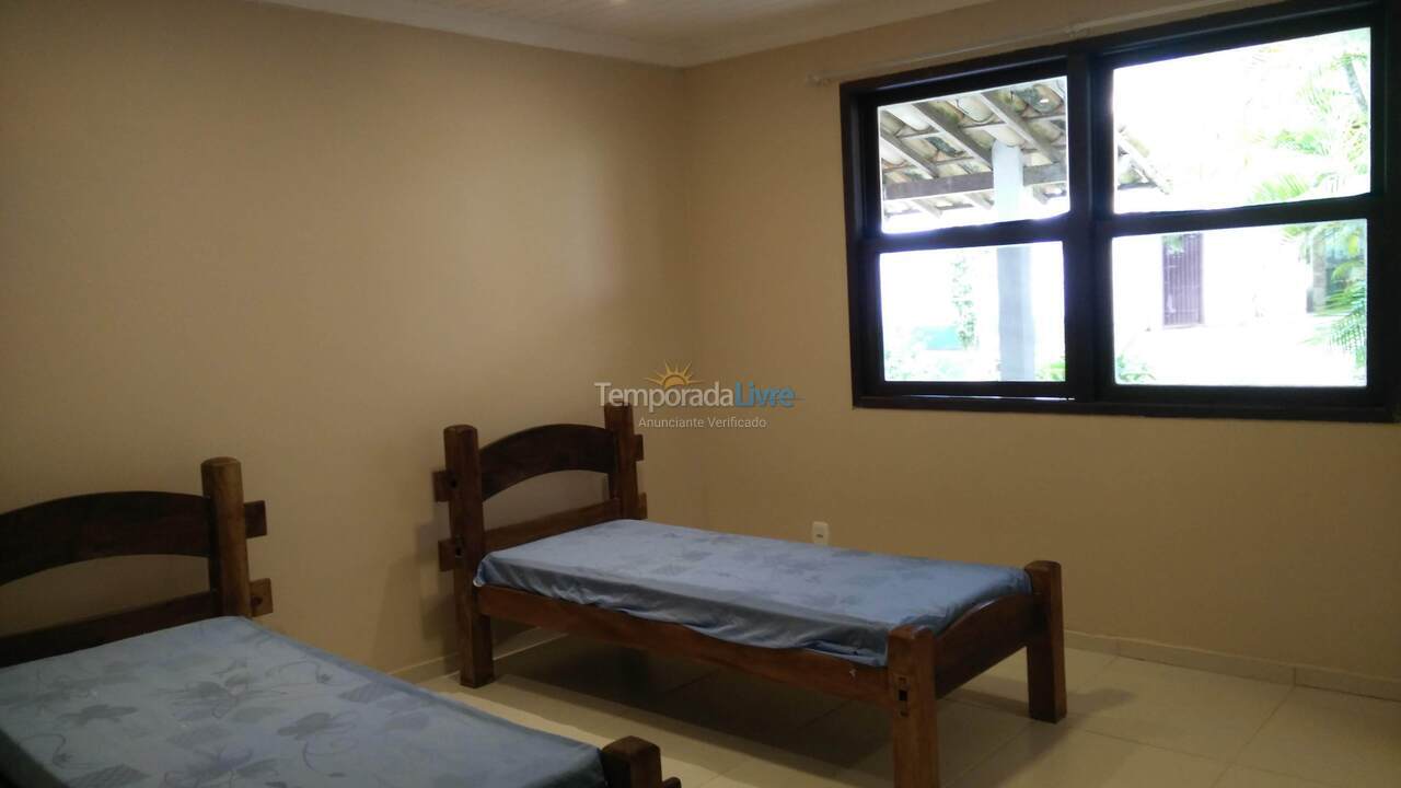 Casa para alquiler de vacaciones em Guarapari (Setiba)
