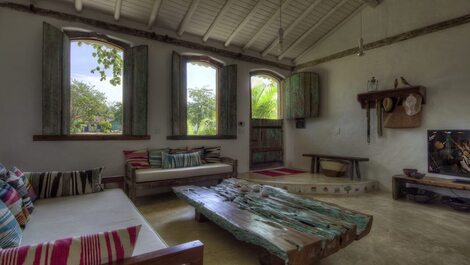 CASA UNIK NO QUADRADO