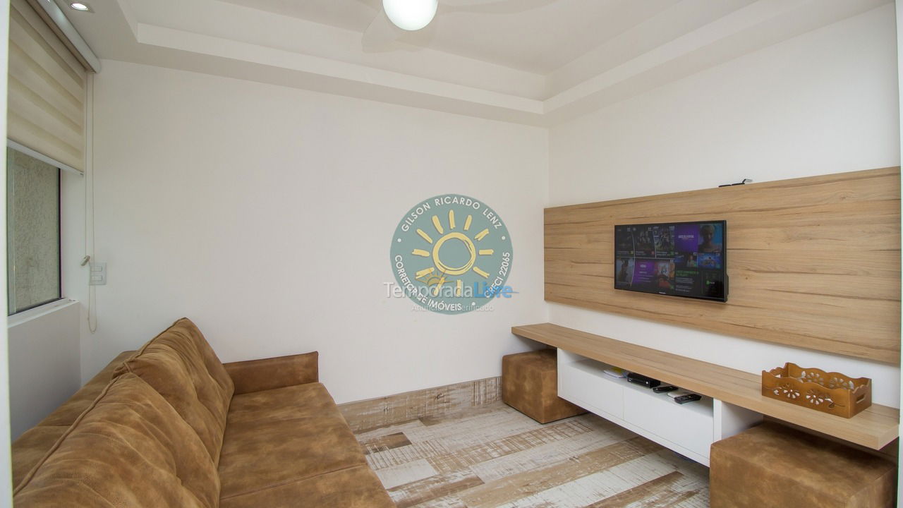 Casa para alquiler de vacaciones em Bombinhas (Praia de Quatro Ilhas)