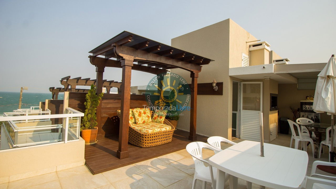 Casa para alquiler de vacaciones em Bombinhas (Praia de Quatro Ilhas)