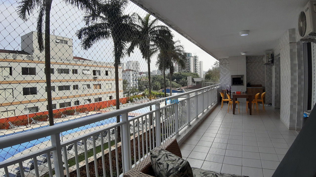 Apartment for vacation rental in Guarujá (Astúrias)