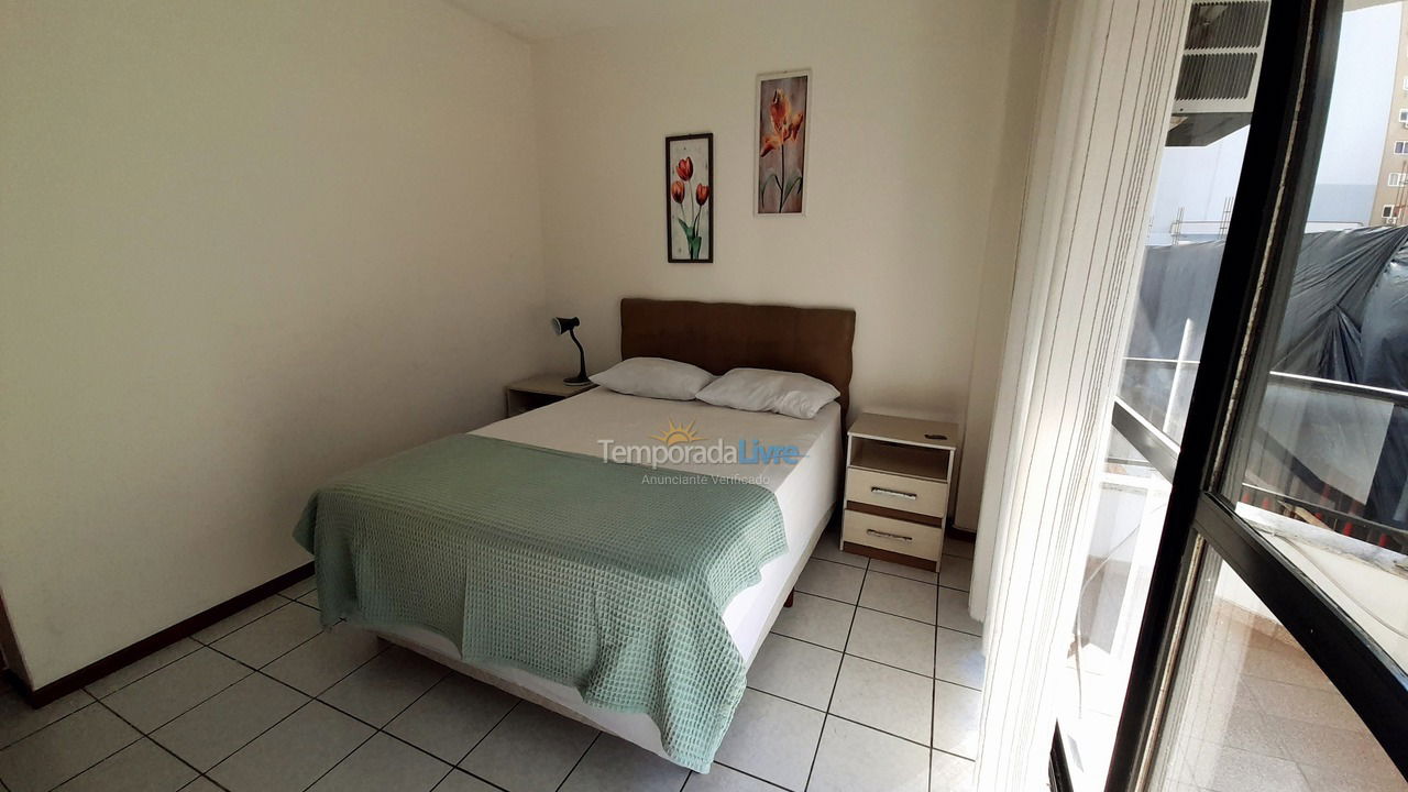 Apartamento para aluguel de temporada em Balneário Camboriú (Centro)