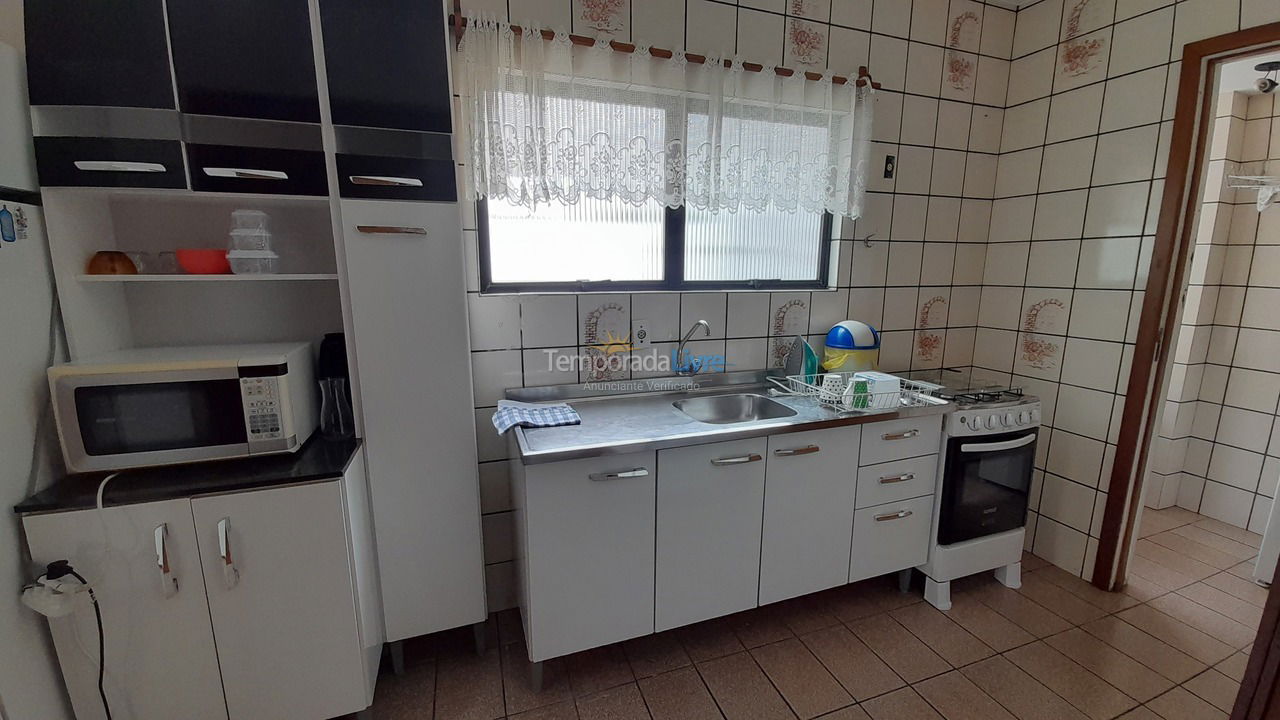 Apartamento para aluguel de temporada em Balneário Camboriú (Centro)