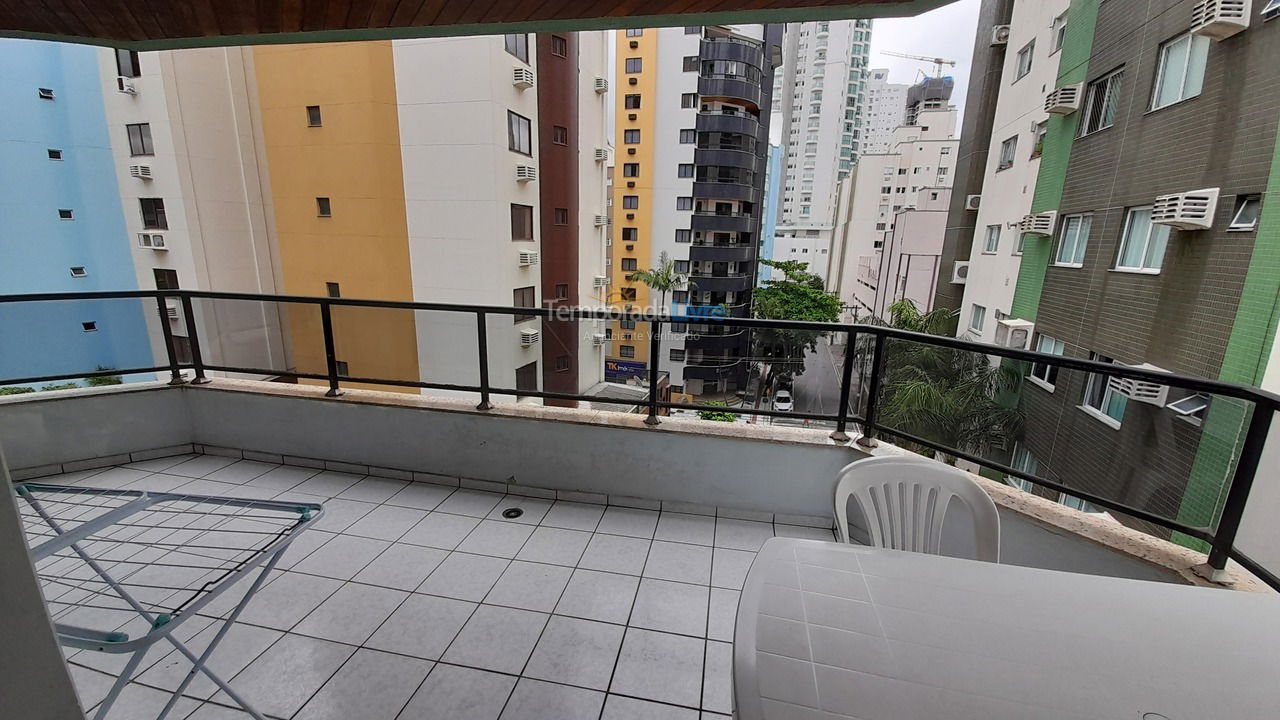 Apartamento para aluguel de temporada em Balneário Camboriú (Centro)