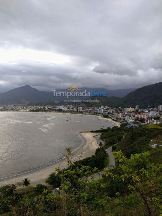 Casa para aluguel de temporada em Caraguatatuba (Martim de Sá)