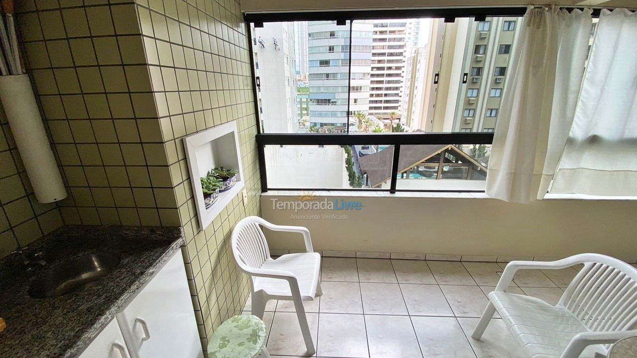 Apartamento para aluguel de temporada em Balneário Camboriú (Praia Central)