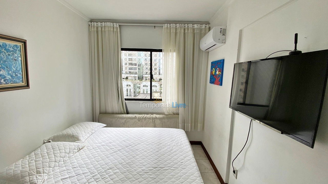 Apartamento para aluguel de temporada em Balneário Camboriú (Praia Central)