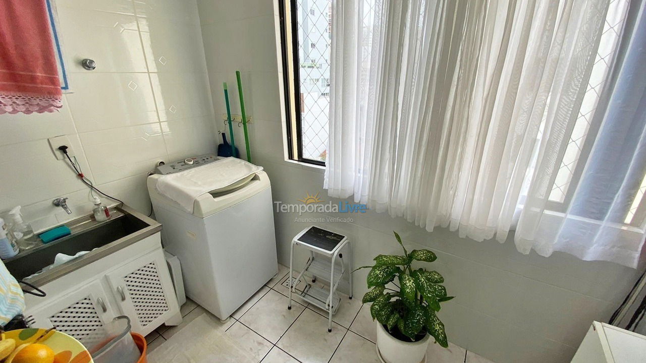 Apartamento para aluguel de temporada em Balneário Camboriú (Praia Central)