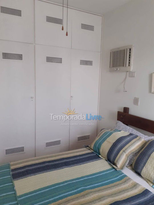 Apartment for vacation rental in Guarujá (Astúrias)