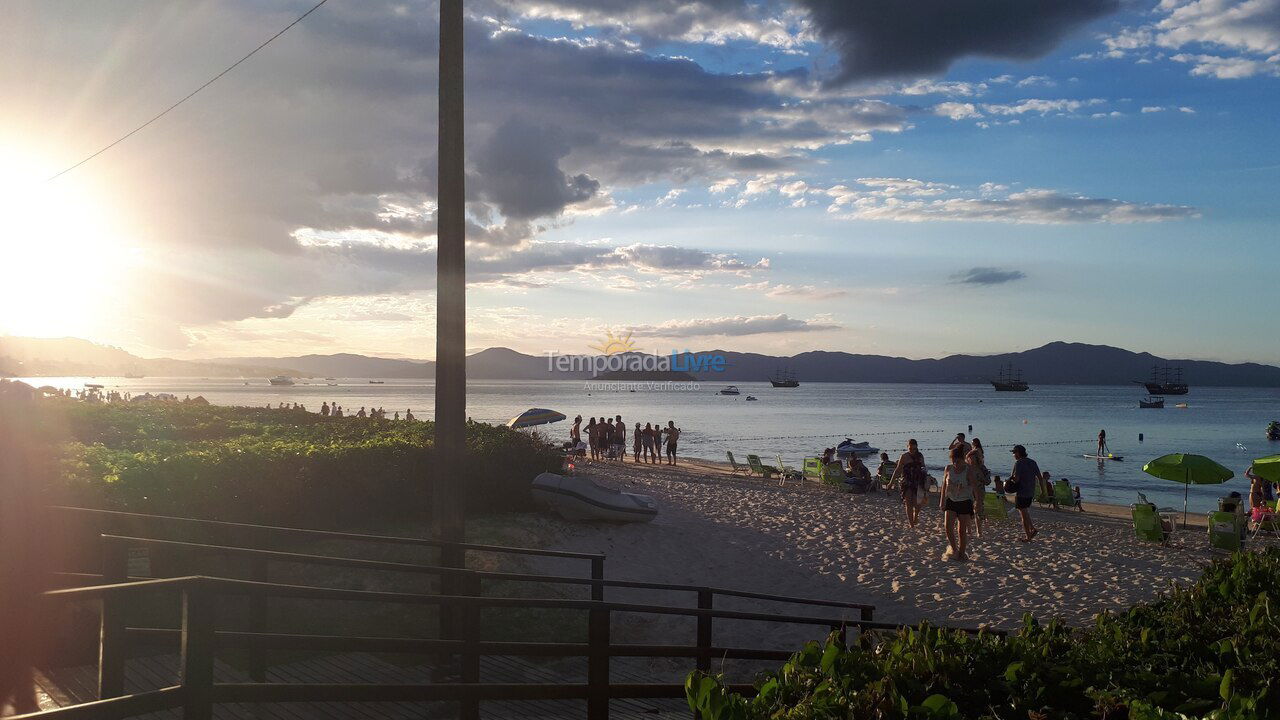 Apartamento para aluguel de temporada em Florianopolis (Praia dos Ingleses)