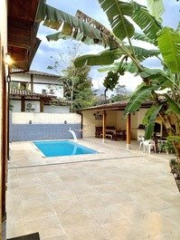 Casa Perola Itamambuca, ar cond, piscina, bilhar, “pé na areia” condom