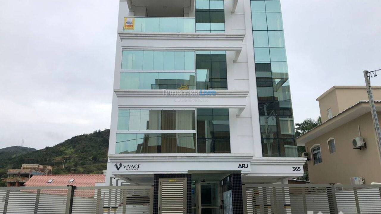 Apartamento para alquiler de vacaciones em Governador Celso Ramos (Praia de Palmas)