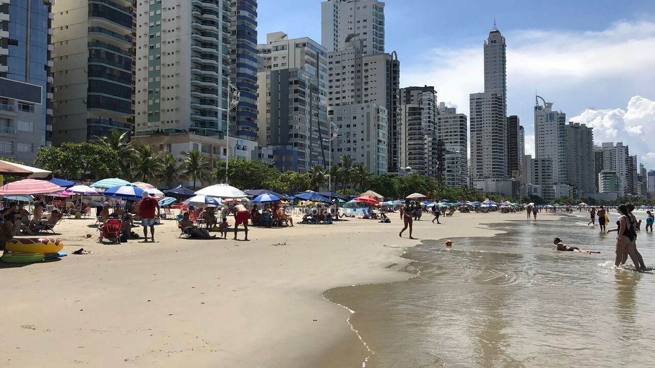 Apartamento para alquiler de vacaciones em Balneário Camboriú (Praia Central)