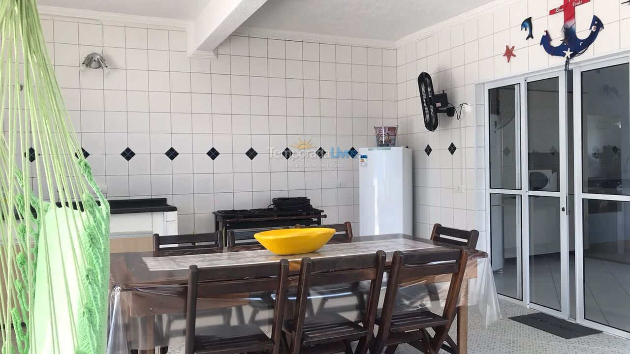 House for vacation rental in Bertioga (Condominio Morada da Praia)