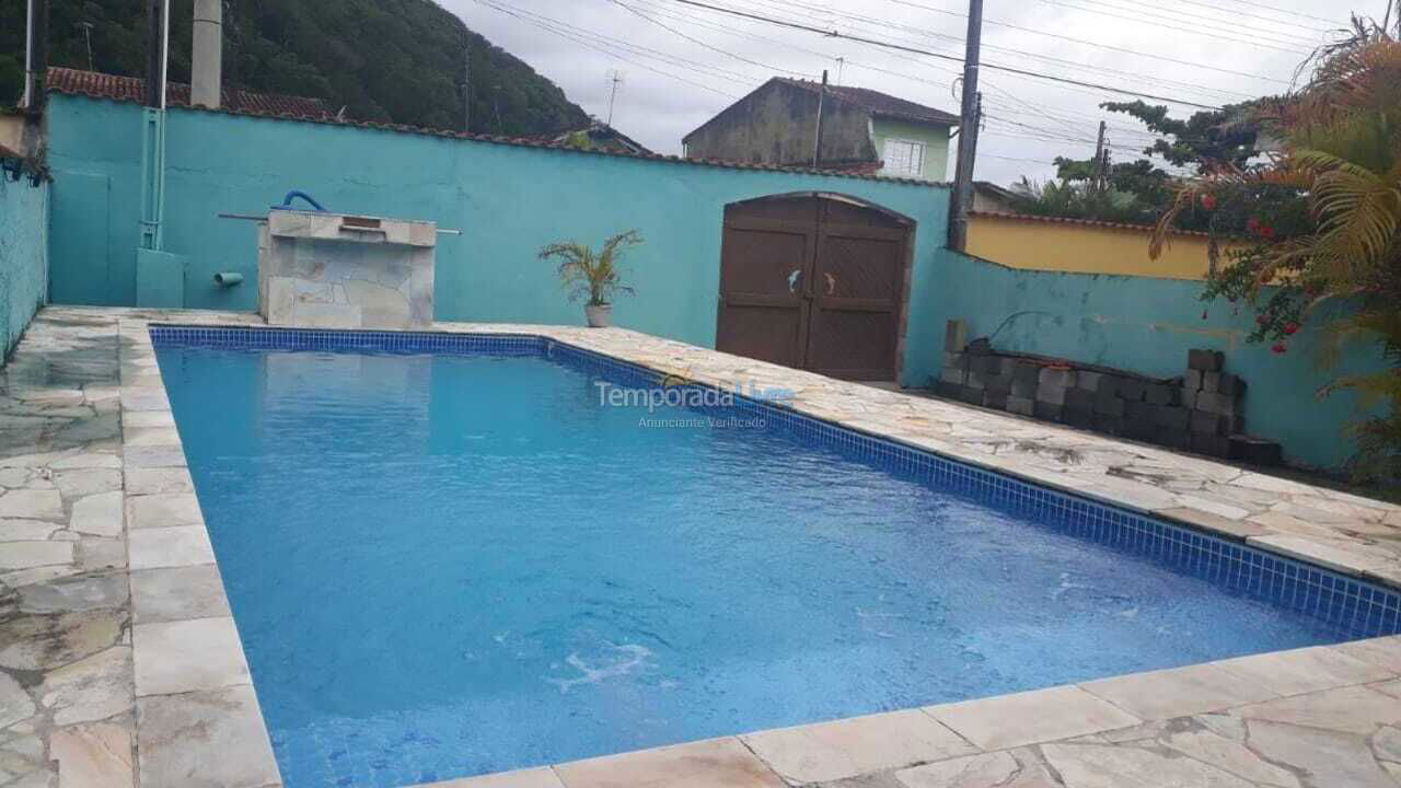 Casa para alquiler de vacaciones em Mongaguá (Balneario Itaoca)