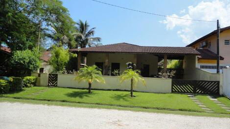 Casa para alquilar en Ubatuba - Lagoinha