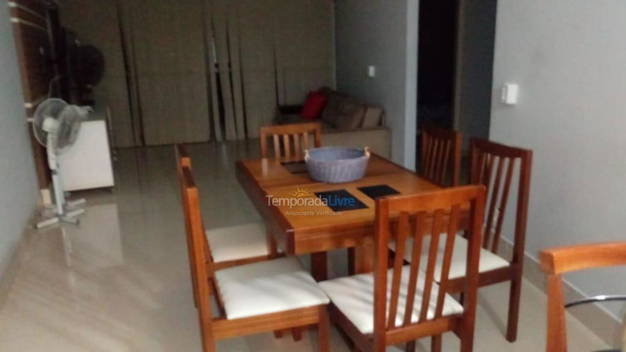 Apartamento para aluguel de temporada em Ubatuba (Praia do Tenório)