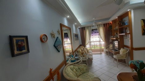 BEAUTIFUL APARTMENT DECORATED AT THE BEACH OF THE ENSEADA / GUARUJÁ