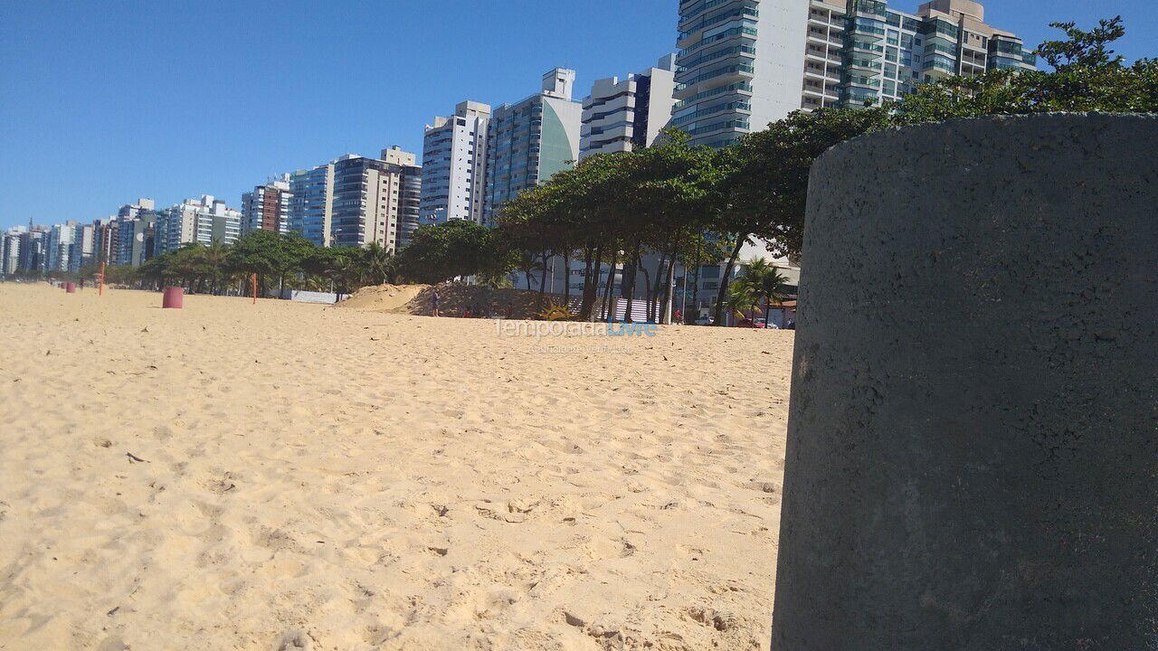 Apartamento para aluguel de temporada em Vila Velha (Praia de Itaparica)