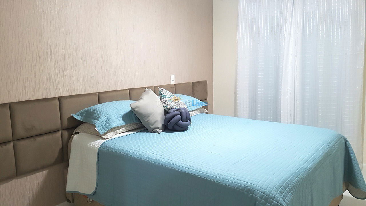 Apartamento para aluguel de temporada em Guarujá (Pitangueiras)