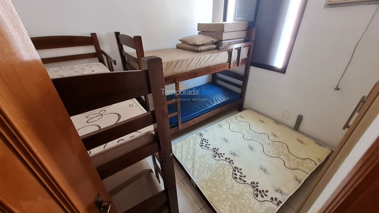 Apartamento para aluguel de temporada em Guarujá (Enseada)