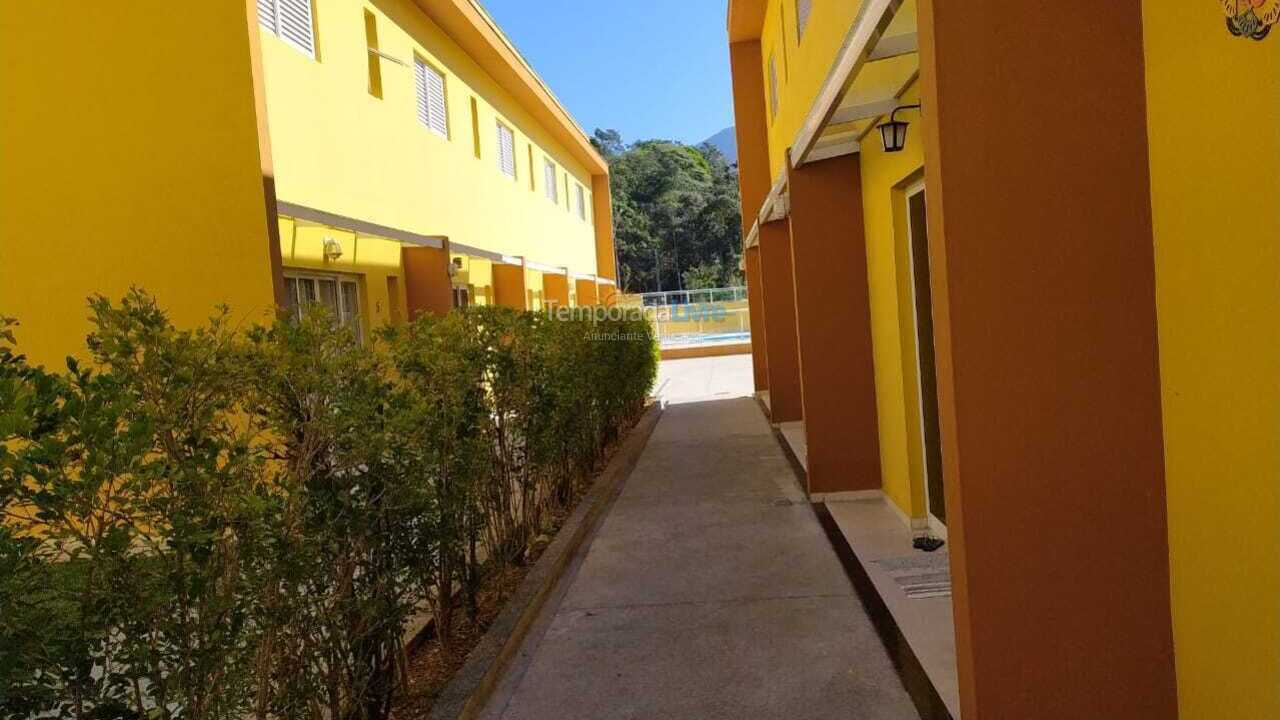 House for vacation rental in Caraguatatuba (Praia Capricórnio)