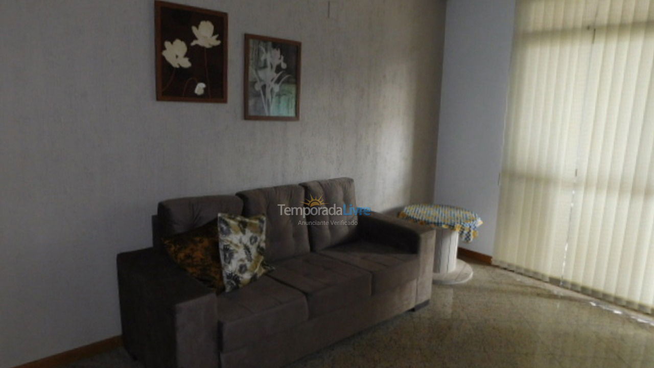Apartamento para aluguel de temporada em Florianópolis (Jurere Tradicional)
