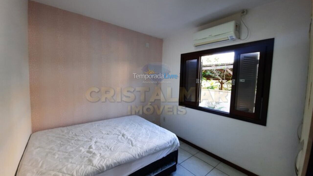 Casa para alquiler de vacaciones em Bombinhas (Praia de Bombas)