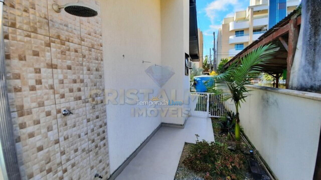 Casa para alquiler de vacaciones em Bombinhas (Praia de Bombas)