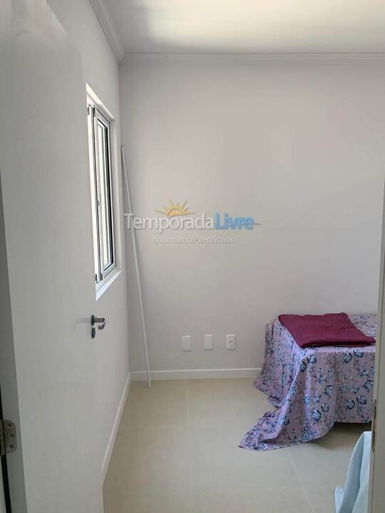 Apartment for vacation rental in Balneário Piçarras (Itacolomi)