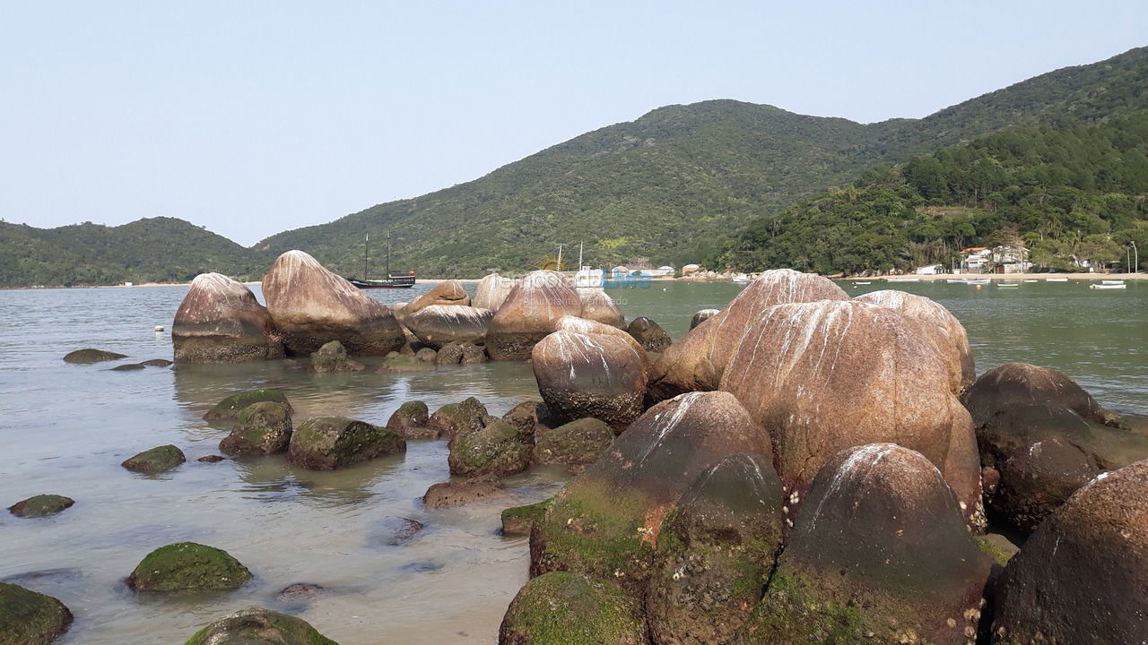 Casa para aluguel de temporada em Governador Celso Ramos (Praia Baia dos Golfinhos)